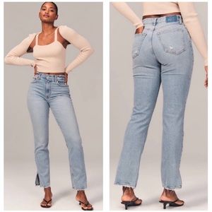 Abercrombie Curve Love 90s Ultra High Rise Straight Jean Light Wash 33 Short